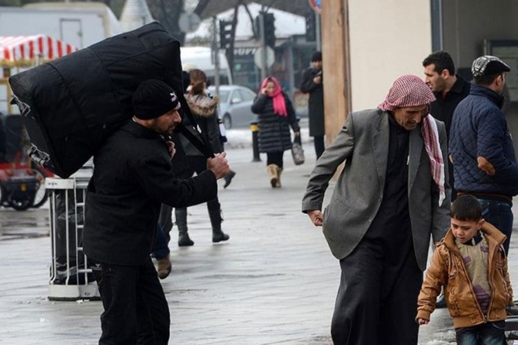 T&uuml;rkiye'de yaşayan Suriyeli sayısı a&ccedil;ıklandı