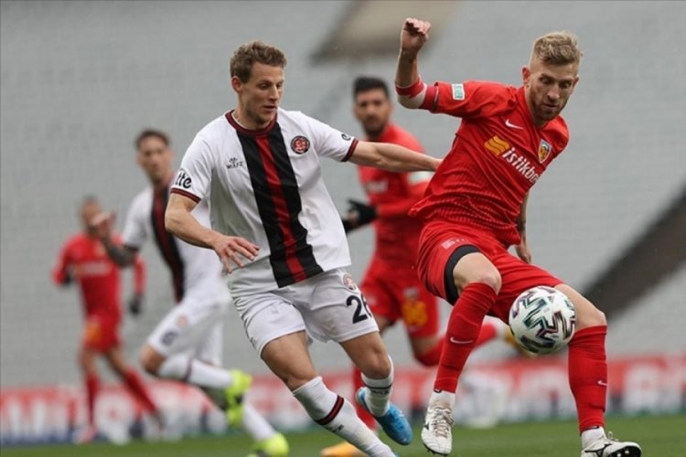 Kayserispor ve Fatih Karag&uuml;mr&uuml;k 10'ncu randevuda