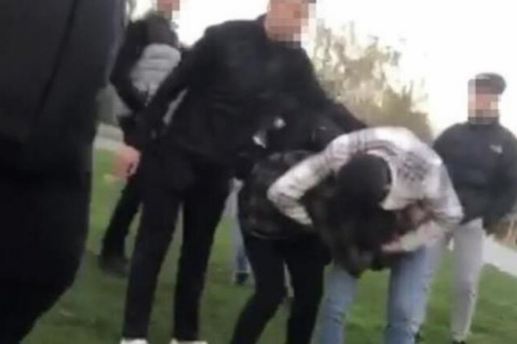 İstanbul'da dehşet! Kız meselesi y&uuml;z&uuml;nden bı&ccedil;akladılar