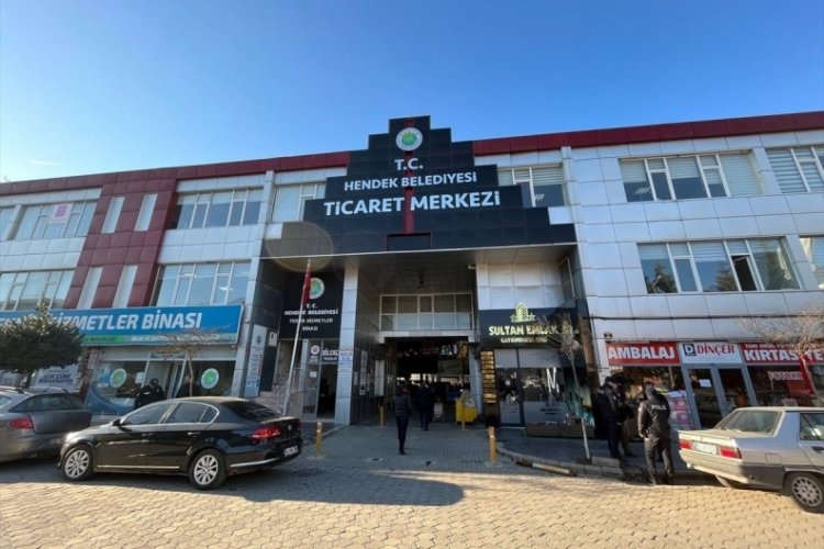 Sakarya'da tezgah tartışmasında 4 kişi yaralandı