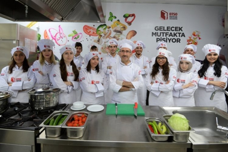 BTSO Mutfak Akademi'de yeni d&ouml;nem başlıyor