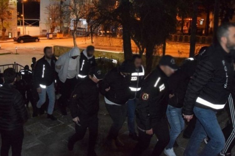 Bilecik merkezli dolandırıcılık operasyonu! 24 kişi tutuklandı