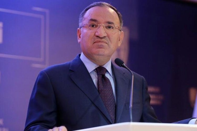 Bekir Bozdağ: İmamoğlu hakim ve savcıları tehdit ediyor