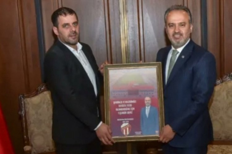 İneg&ouml;l'&uuml;n 1000 altın adamına Başkan Aktaş da eklendi