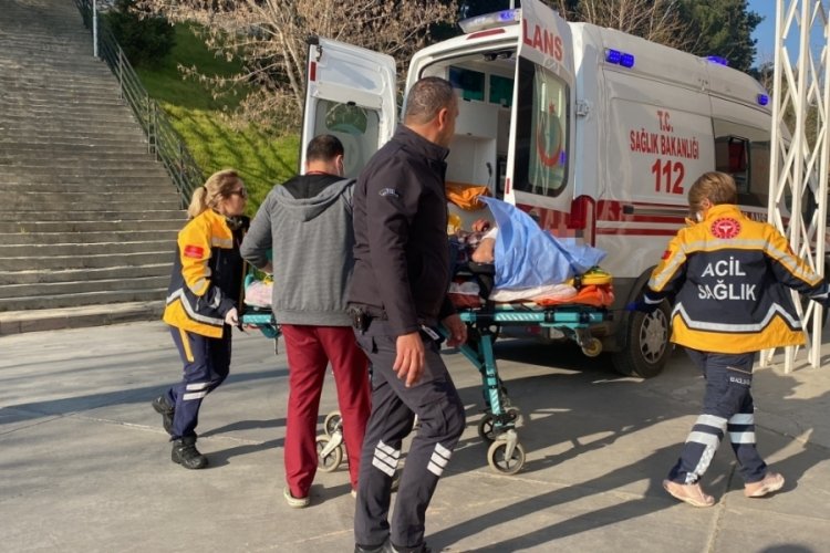 İzmir'de akrabalar arasında arazi kavgası: &Ccedil;ok sayıda yaralı var