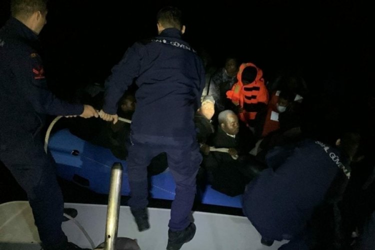 &Ccedil;anakkale Ayvacık'da 46 g&ouml;&ccedil;men yakalandı