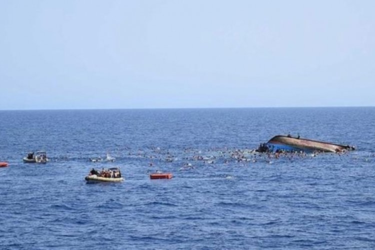 Nijerya'da tekne battı: &Ccedil;ok sayıda &ouml;l&uuml; var