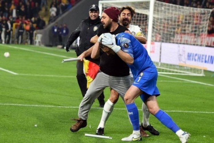 Altay kalecisine korner direği ile saldıran sanığa 15 yıl hapis istemi