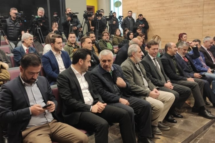 Bursa'da 'Dezenformasyonla nasıl m&uuml;cadele edilir?' programı d&uuml;zenlendi