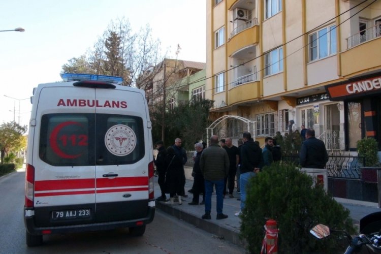 Kilis'te bir kişi ayrılmak isteyen eşini vurdu