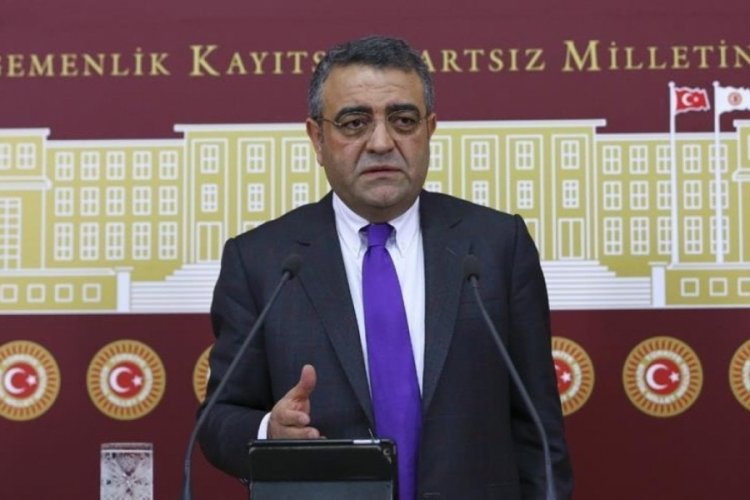 CHP, HDP'nin hesaplarına bloke edilmesine tepki g&ouml;sterdi!