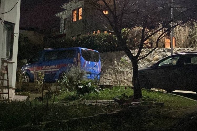 Kocaeli'nde 63 yaşındaki adam evinde &ouml;l&uuml; bulundu