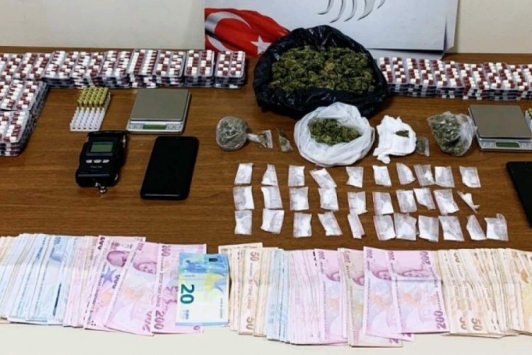İzmir polisi uyuşturucu tacirlerine g&ouml;z a&ccedil;tırmıyor