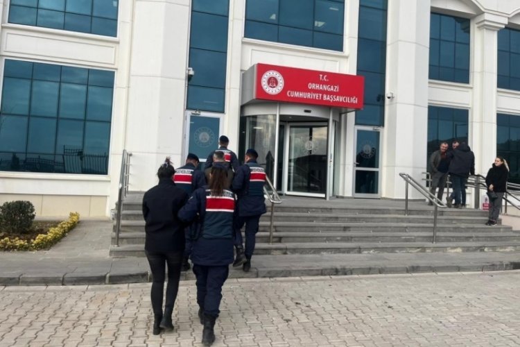 Bursa'da jandarmanın detaylı takibi sonucu ş&uuml;pheli şahıslar yakalandı