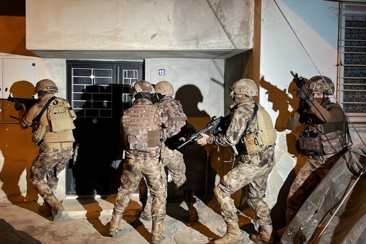 Mersin'de PKK/YPG operasyonunda 8 g&ouml;zaltı