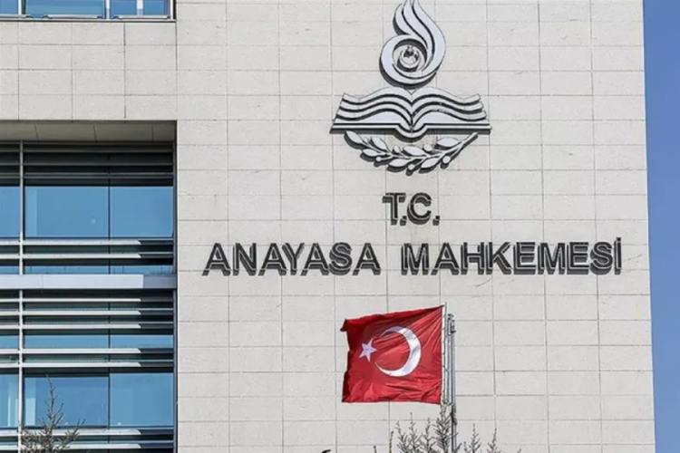 AYM'den vasiyetle bırakılan mallara ilişkin ihlal kararı