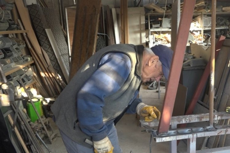 Bursa'da prefabrik ev ve prefabrik konteyner 60 yıldır onun işi