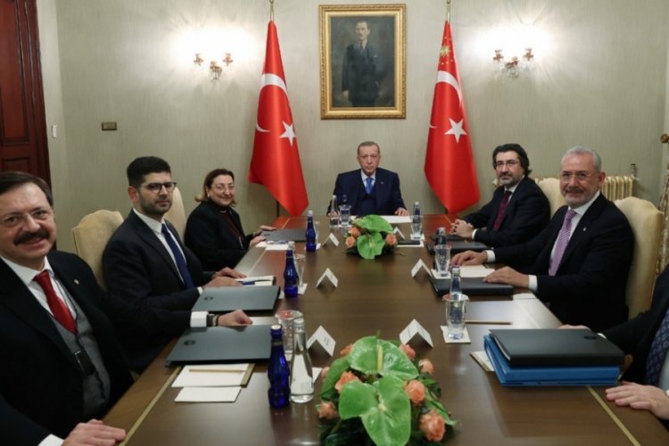 Dolmabah&ccedil;e'de kritik toplantı