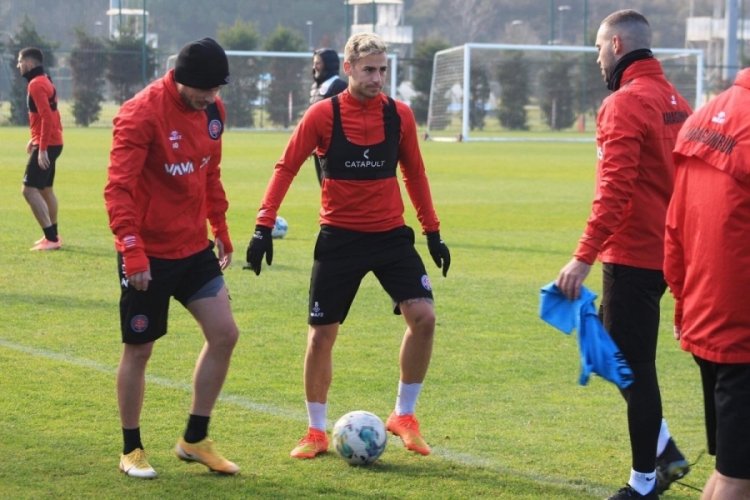 Fatih Karag&uuml;mr&uuml;k, Konyaspor'u konuk edecek