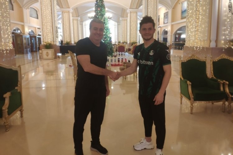 Sakaryaspor,  B&uuml;lent Uzun'u transfer etti