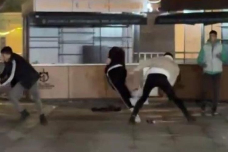 'Eski sevgilimle neden konuştun' kavgası!