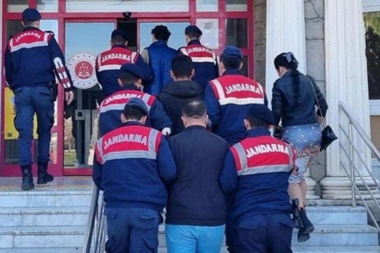Didim'de g&ouml;&ccedil;men ka&ccedil;ak&ccedil;ılığı h&uuml;k&uuml;ml&uuml;leri yakalandı