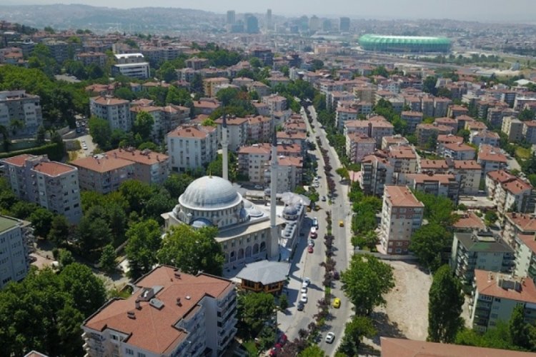 Bursa'da bir muhtar mahallenin ihtiya&ccedil;larını sosyal medyaya taşıdı