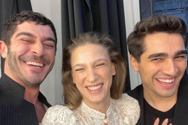 Mert Ramazan Demir, Serenay Sarıkaya ve Burak Deniz'in eğlenceli anları