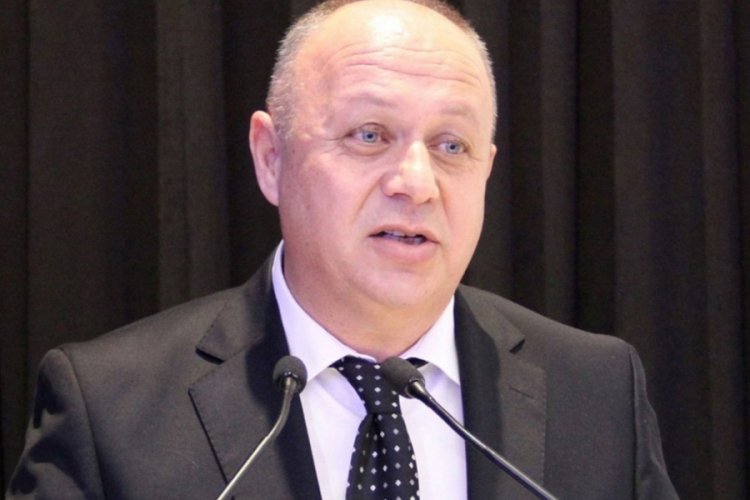 Oğlunu işe almıştı! "Oğlum olduğu i&ccedil;in değil, ihtiya&ccedil; duyduğumuzdan aldık"