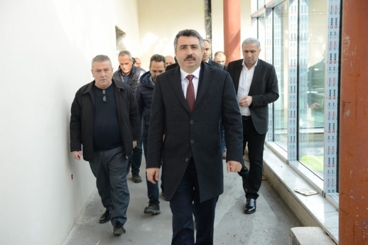 Bursa Sıracevizler Sosyal Yaşam Merkezi g&uuml;n sayıyor