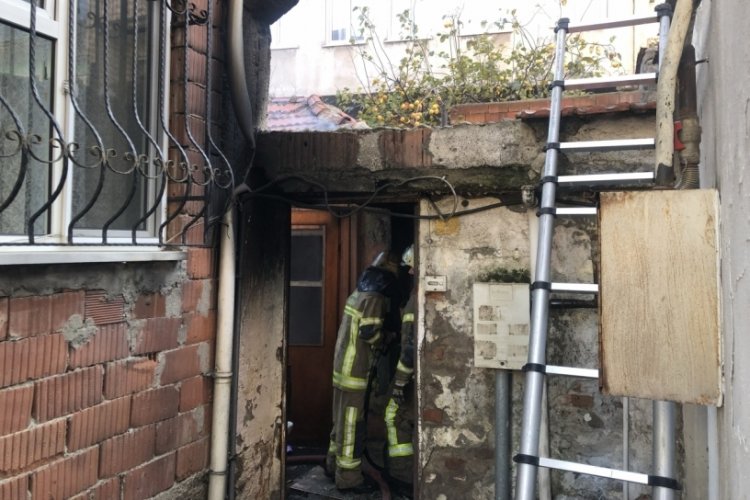 Bursa'da evini ateşe veren şahıs g&ouml;zaltına alındı