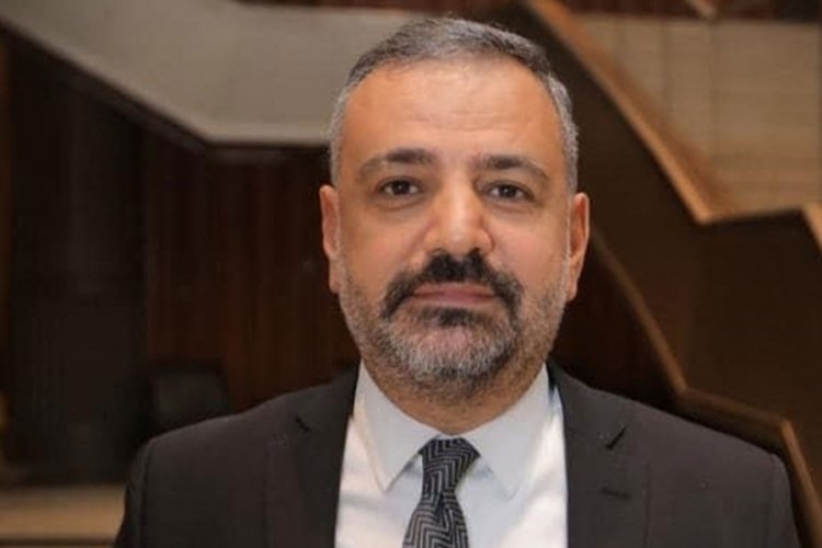 CHP İzmir'in yeni başkanı Şenol Aslanoğlu oldu