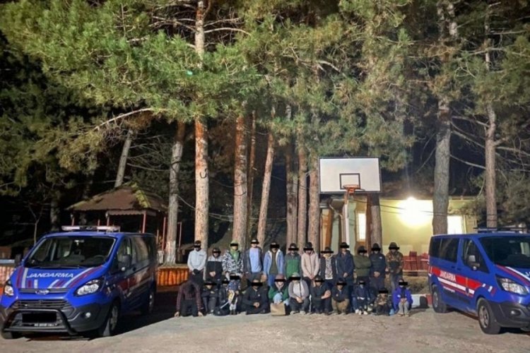 Kırklareli'de 1 yılda 8 bin 800 ka&ccedil;ak g&ouml;&ccedil;men yakalandı