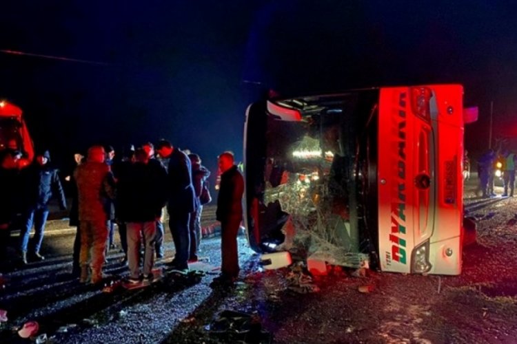 Diyarbakır'daki otob&uuml;s kazasında şof&ouml;rden itiraf