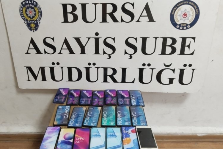 Bursa'da telefon mağazası hırsızı tutuklandı