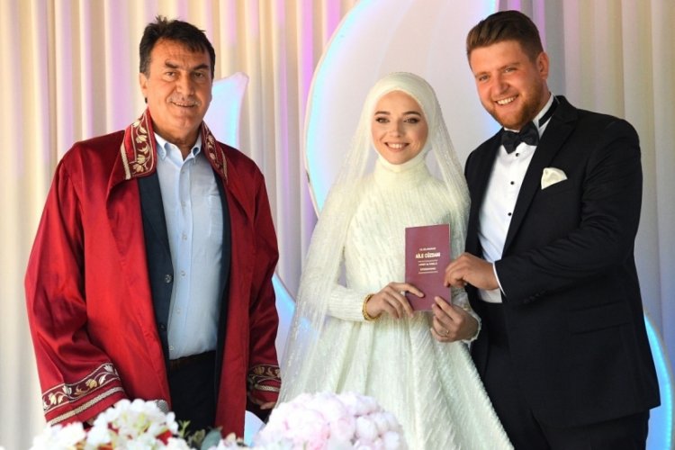 Bursa'nın Osmangazi' il&ccedil;esinde 6 bin 856 nikah kıyıldı