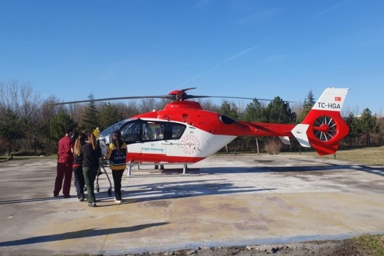 Edirne'de ambulans helikopter 6 aylık bebek i&ccedil;in havalandı