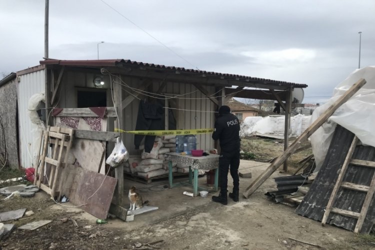 Tekirdağ'da 67 yaşındaki bek&ccedil;i kul&uuml;besinde &ouml;l&uuml; bulundu