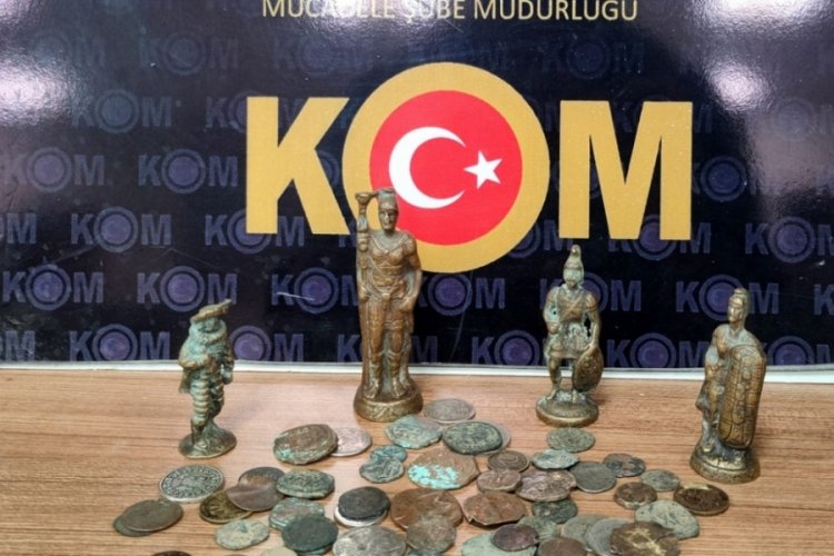 Şanlıurfa'da tarihi eser ka&ccedil;ak&ccedil;ılarına operasyon