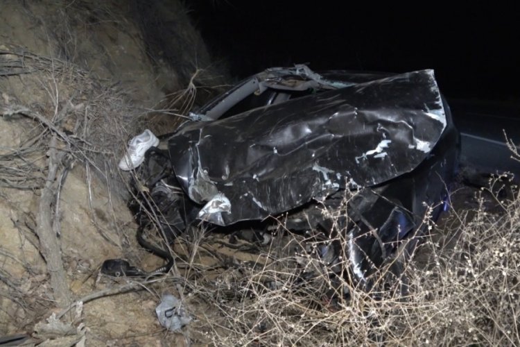 Kırıkkale'de takla atan otomobil 120 metre s&uuml;r&uuml;klendi: 1 ağır yaralı
