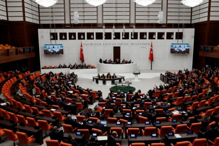 S&ouml;zleşmelilere kadro d&uuml;zenlemesi bug&uuml;n TBMM g&uuml;ndeminde