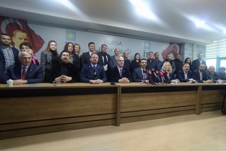 T&uuml;rkoğlu'ndan flaş Bursa İl Başkanlığı a&ccedil;ıklaması: 'Bursa'ya aday olalım mı?' diye soracağız