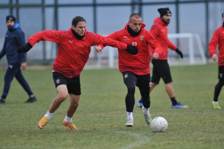 Taşkın G&uuml;ng&ouml;r: Mutlu bir ikinci yarı yaşayacağız