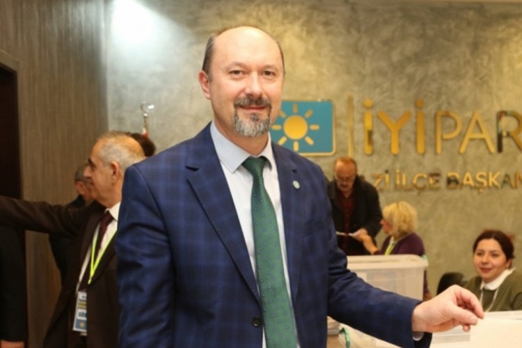 Mehmet Hasanoğlu, İYİ Parti Bursa İl Başkanlığı'na aday olacağını duyurdu