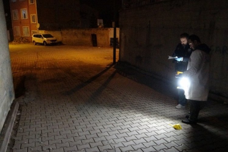 Malatya'da bir şahıs tartıştığı arkadaşını pompalı t&uuml;fekle vurdu