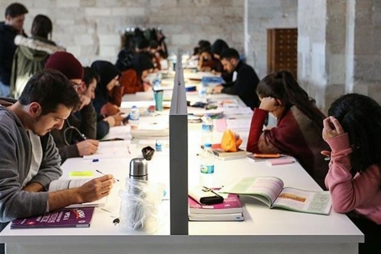 Macaristan'da vakıf &uuml;niversiteleri Erasmus kapsamından &ccedil;ıkarıldı