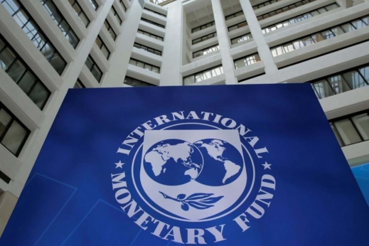 IMF'den d&uuml;nya ekonomisi tahmini: Yılın sonuna doğru toparlanacak