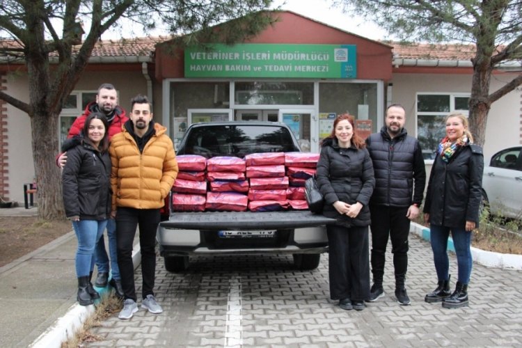 Bursa'da kırsaldaki hayvanlara şefkat eli