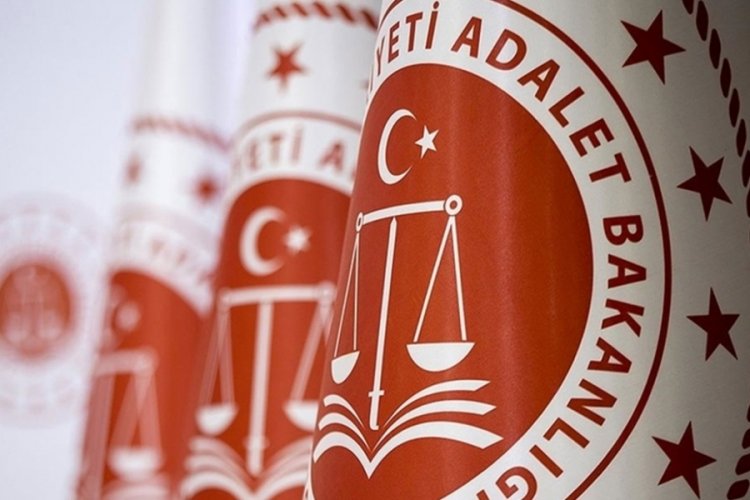 Adalet Bakanlığı'ndan Başsavcılıklara 'Kadına karşı şiddetin &ouml;nlenmesi' genelgesi g&ouml;nderildi