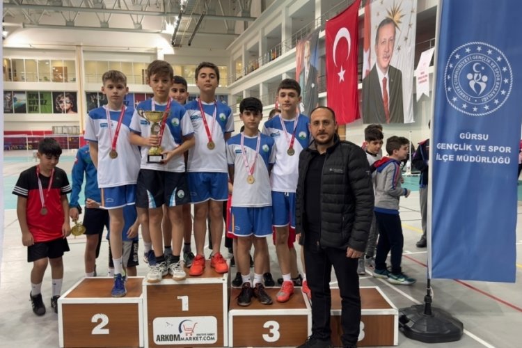 Bursa'da Osmangazili Badmintonculardan bir başarı daha